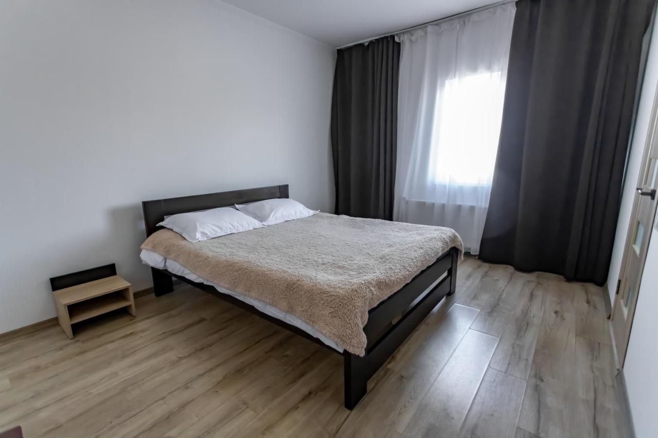 Autolux Hotell Cahul Exteriör bild